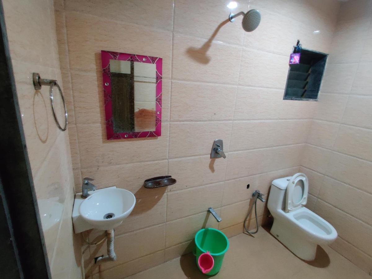 Siddhivinayak Resort Nx Mālvan Exteriör bild